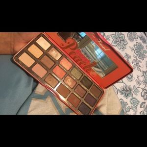 Too Faced Sweet Peach Eyeshadow Palette